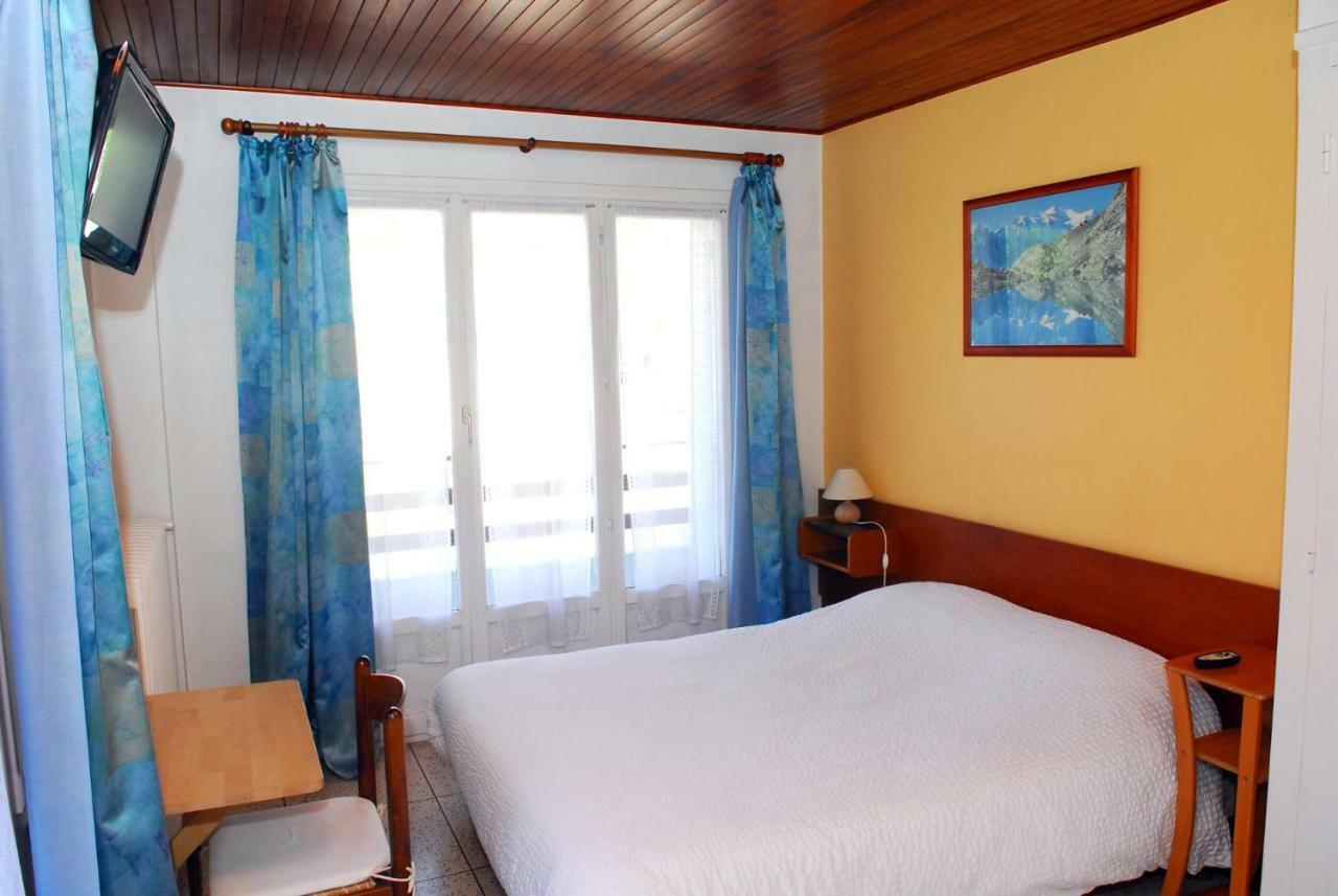 Hotel Sandra Vizille Ruang foto